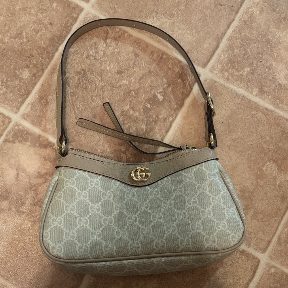 Shoulder bag